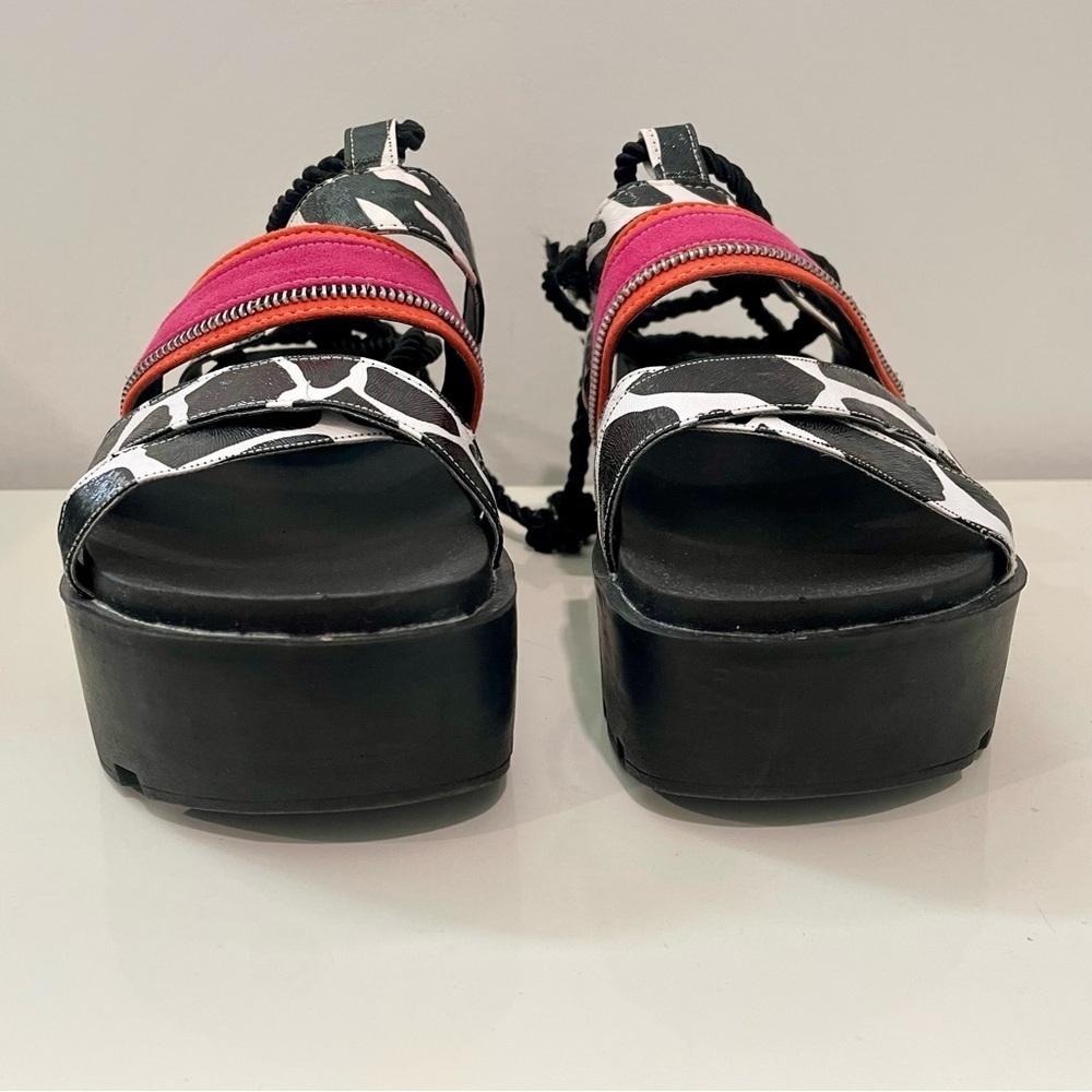 Chunky Platform Mixed Media Sandals With Tie Up Cow Print and Pink Size 8 - Picture 5 of 7